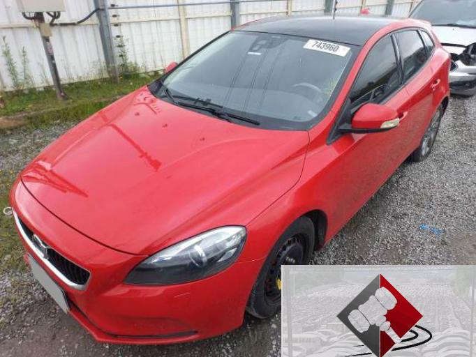 VOLVO V40 13/13 