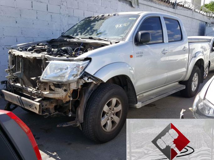 TOYOTA HILUX CD 14/14