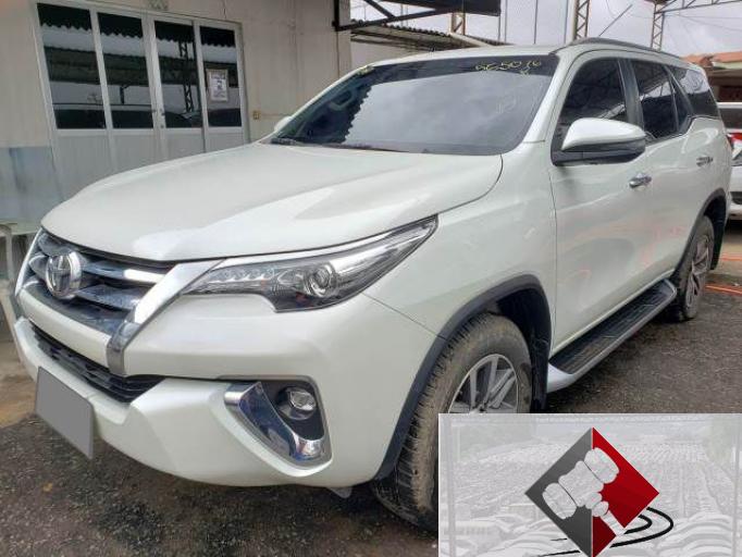 TOYOTA HILUX SW4 19/19